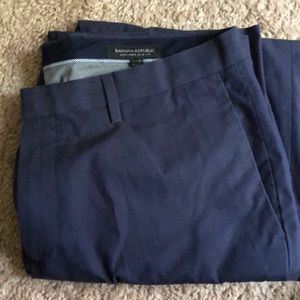Banana Republic Dress Pants 33x30. Slim fit